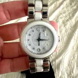 Woman’s Movado watch Silver/white